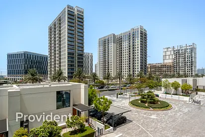 Prime Location | Fitted Kitchen | Next to Park