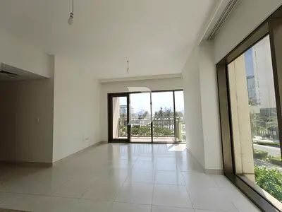 Sunny and Spacious | 3 bed With Open Views