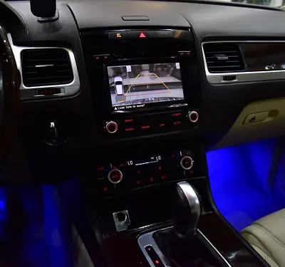 2015 Volkswagen TOUAREG — миниатюра 14