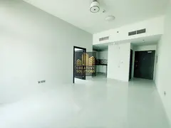 chiller free 1 month free Bright 1B| Balcony & City Views