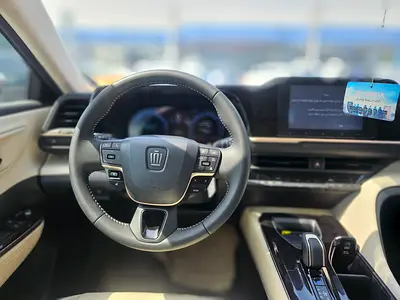 صورة 4 لـ 2026 Toyota CROWN