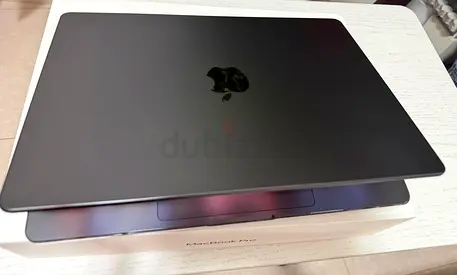 Macbook Pro M4 16gb Ram 1TB Storage with warranty, case and liquid tempered glass.