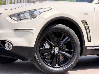 2015 Infiniti QX70 照片 5