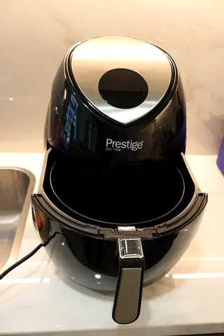 Prestige Electric Air Fryer - Compact, Good Working Condition