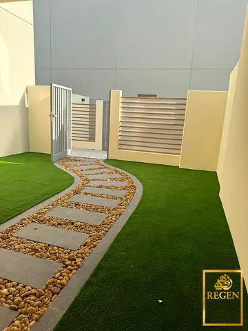 Spacious | Private Garden | Balcony
