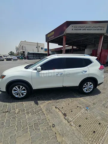 Nissan Rogue SV 2015 Korean Specs - Well Maintained