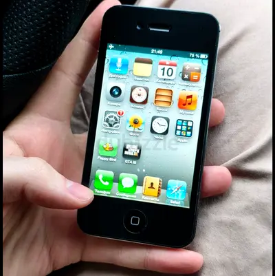 Apple iPhone 4