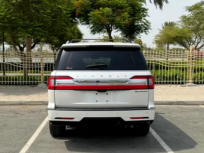 صورة 7 لـ 2019 Lincoln NAVIGATOR