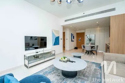 Fully Furnished | Vacant | Beach Access