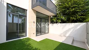 Landscaped | Vacant Soon | Single Row