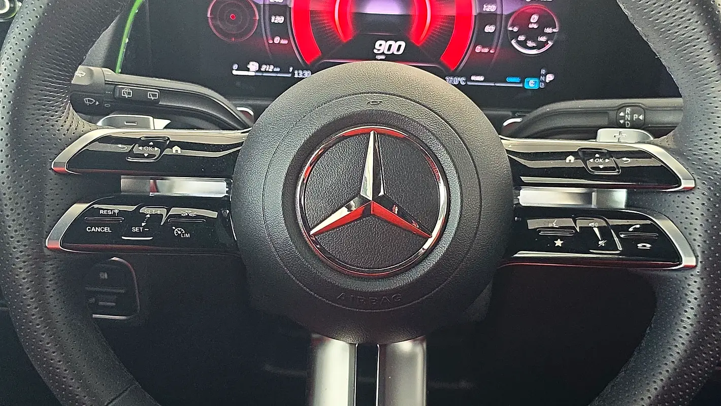 Mercedes-Benz GLB-Class 2026