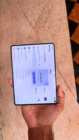 Used Huawei Mate Xs foldable phone - good working condition