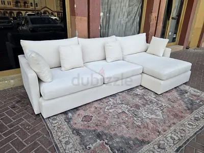 In great condition Crate&Barrel Lounge Deep feather filled L Shape Sofa