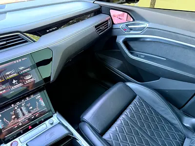 Audi e-tron 55 quattro Sport, миниатюра 15