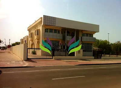 7 Bed Villa For Commercial Purpose | Al Jafiliya | Prime Location