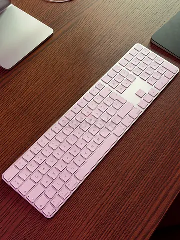 Apple Magic Wireless Keyboard - Slim Full-size (White)