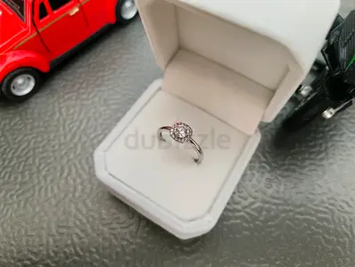 Stunning 925 Sterling Silver Ring
