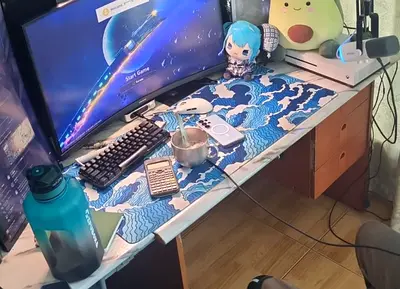 Table with drawers