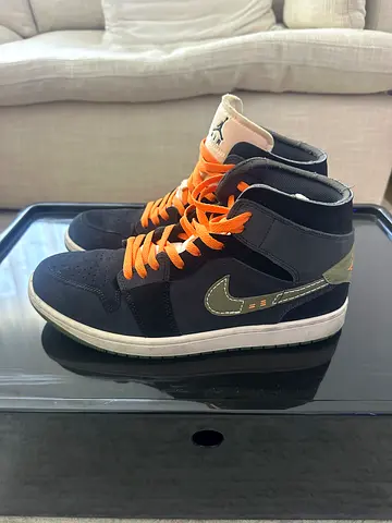 Jordan 1 Mid Craft