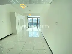 POOL VIEW/ CHILLER FREE/ UNFURNISHED STUDIO/ VACANT