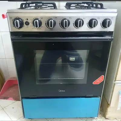 Midea gas cooker for sell 60×60cm good working