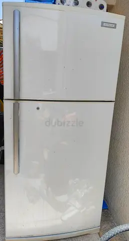 660 litre Hitachi refrigerator