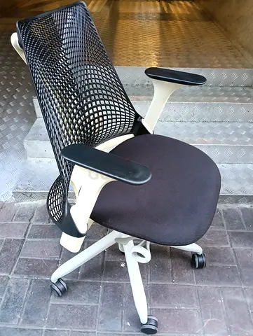 Herman Miller sayle office chair for selling