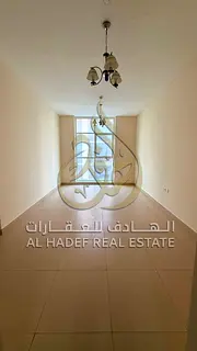 Prime location next to a school complex. * Close to all services and shopping centers. * Easy access