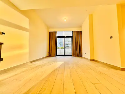 Chiller Free AC // Huge Size 3-bhk & Laundry Room Just 140k Rent 4 Cheques & Kitchen Appliances