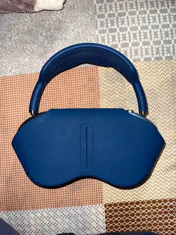 Apple AirPods Max 1st gen