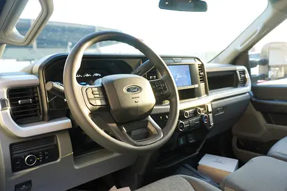 صورة 14 لـ 2026 FORD F-550