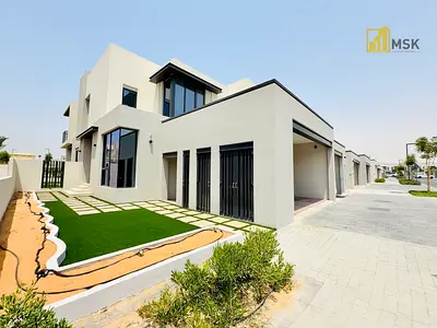 Single Row | Landscaped Garden | 4BR TH