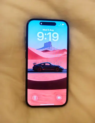 IPHONE 15 128GB GOOD CONDITION WITH THE BOX
