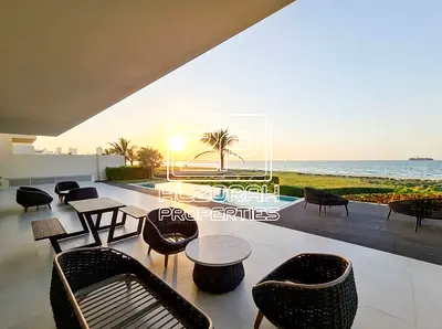1st Row on the Beach | Ready Furnished