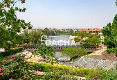 Unfurnished | Lake View | Private Pool