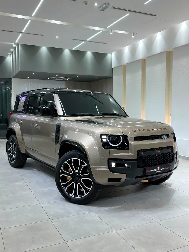 Land Rover Defender 2026