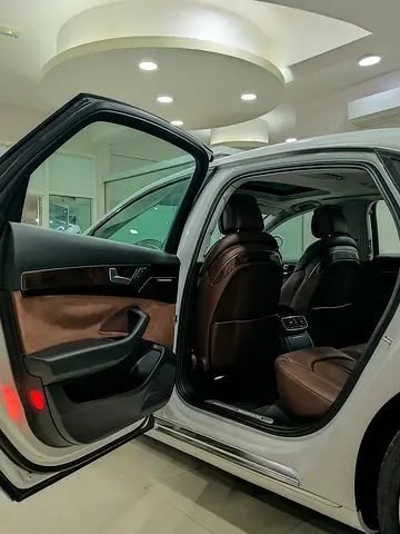 2016 AUDI A8 缩略图 10