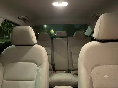 2018 Hyundai ELANTRA 照片 4