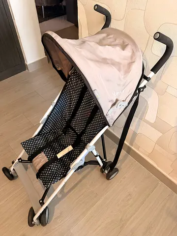 Lightweight umbrella stroller - good condition