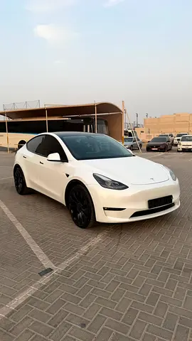 2024 Tesla Model Y Performance, UNDER WARRANTY | GCC Specs | 4588
