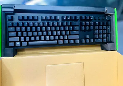 HUNTSMAN V2 OPTICAL GAMING KEYBOARD