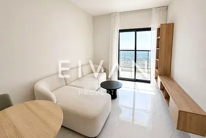 Fully Furnished Studio | Skyline View | Near Metro
