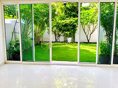 Beautiful Garden | Don't Miss Out | Book Today