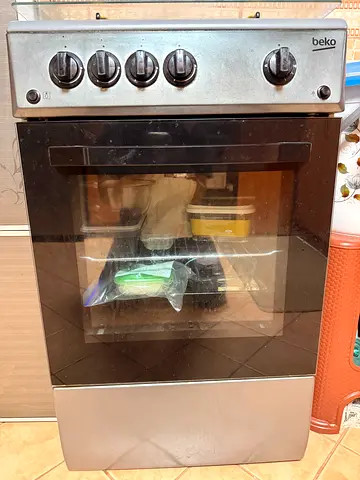 Freestanding Gas cooker with grill