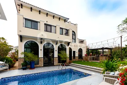 Luxury Hacienda Type | Lakefront Living