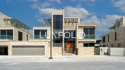 On the lagoon | Investor Deal | Best Location