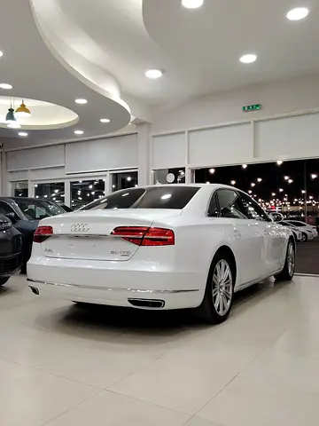 2016 AUDI A8 缩略图 6