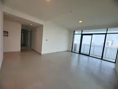 Pool and Skyline View | 3BR | Unfurnished