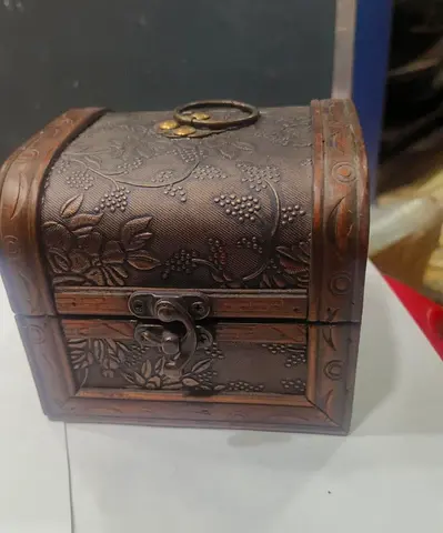 Wooden Jewelry/Trinket Chest-11cm