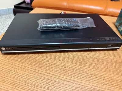 LG DVD Player with Remote - Working Condition